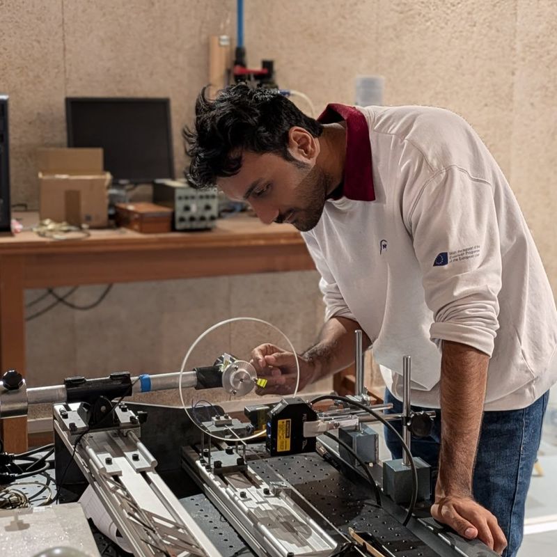 Shahariar Ryehan in the lab during the Erasmus Mundus WAVES program