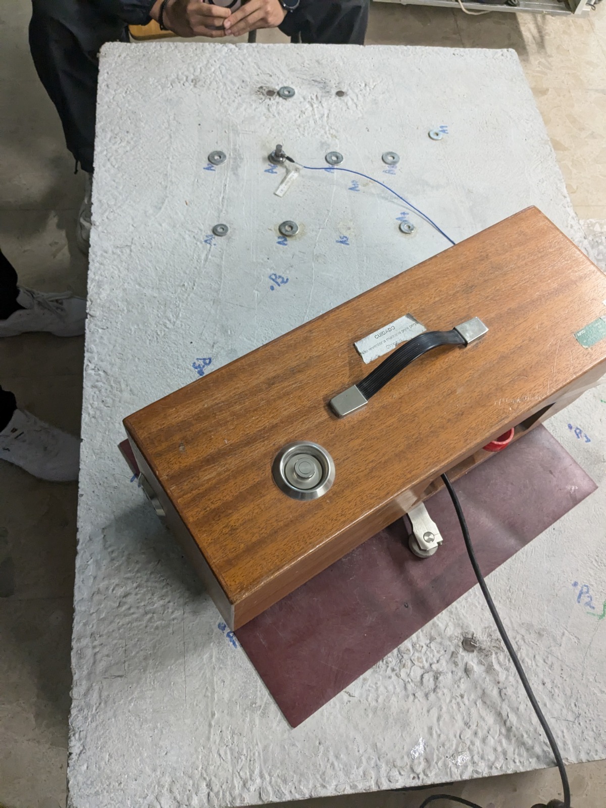 Accelerometer array on a concrete vibration-test slab