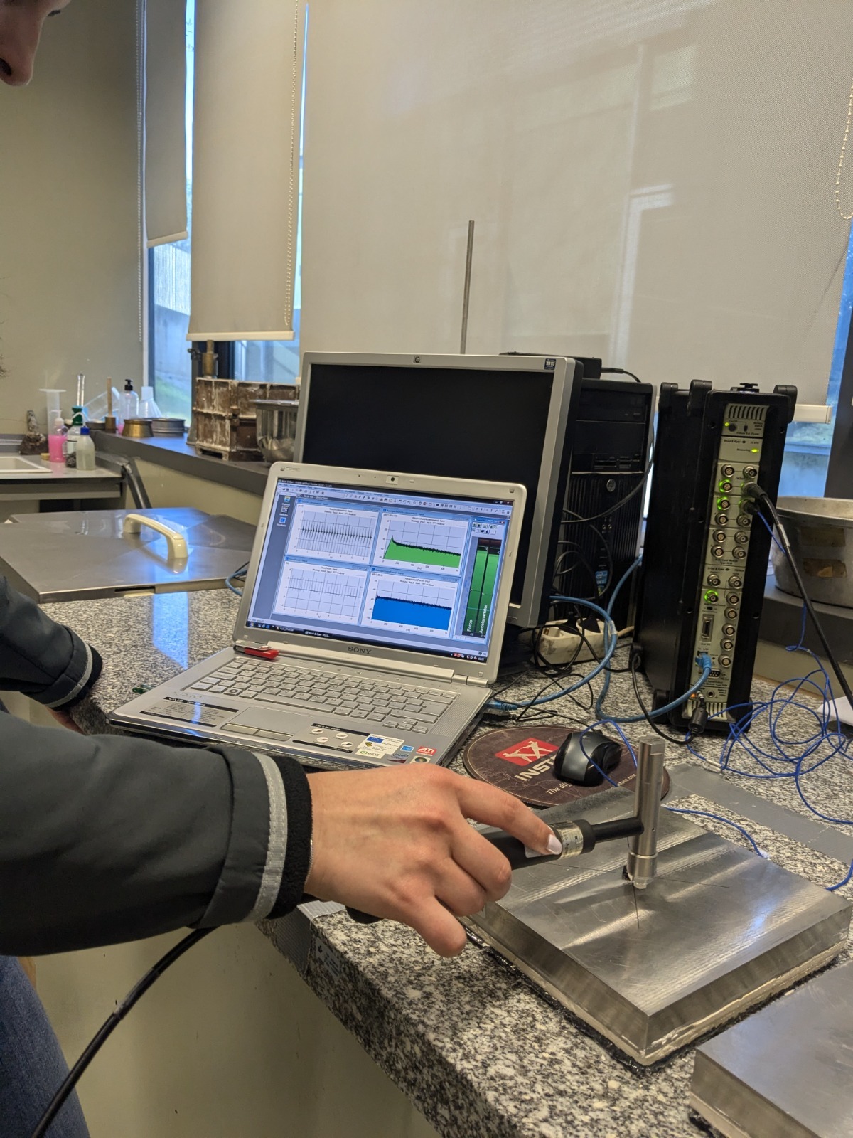Vibration analysis instrumentation, wide view